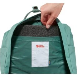 FJÄLLRÄVEN Fjällräven Kånken Rugzak - Foliage Green-peach Sand -Camping Keuken Verkoop fjaellraeven kanken backpack 34 1419943