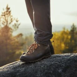 Lundhags Bjerg Low Wandelschoenen - Tea Green 680 7 Lundhags Bjerg Low Wandelschoenen - Tea Green 680 -Camping Keuken Verkoop lundhags bjerg low wandelschoenen tea green 680 2 1396413